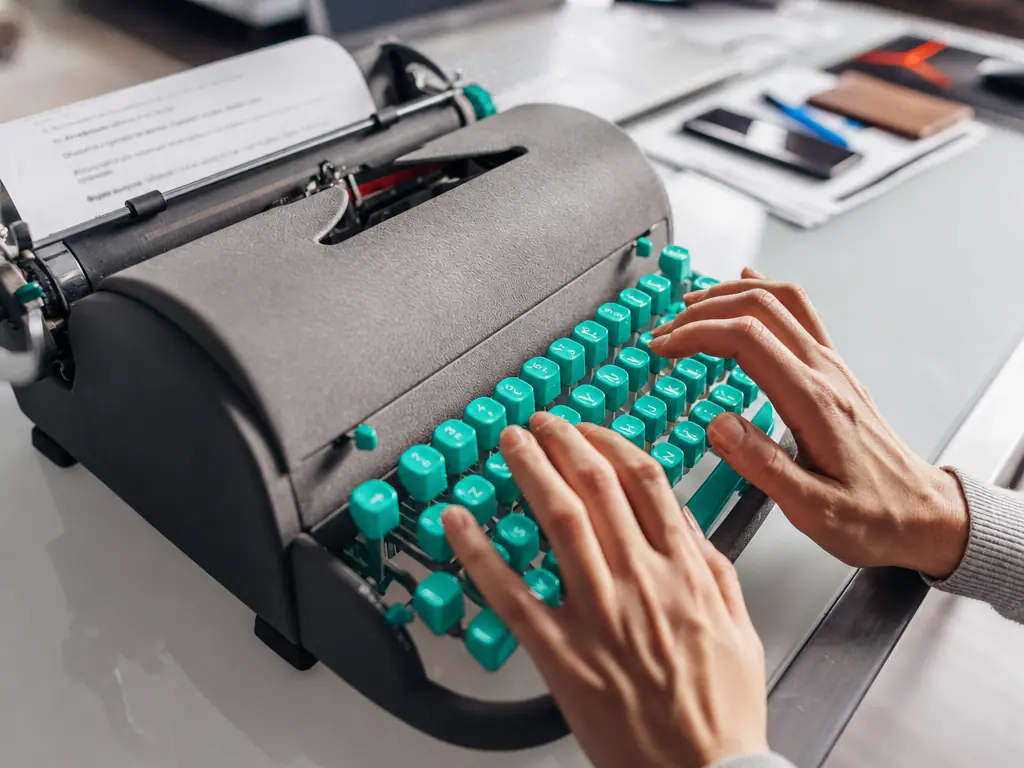 Rédaction assistée par une IA connectée aux documents internes